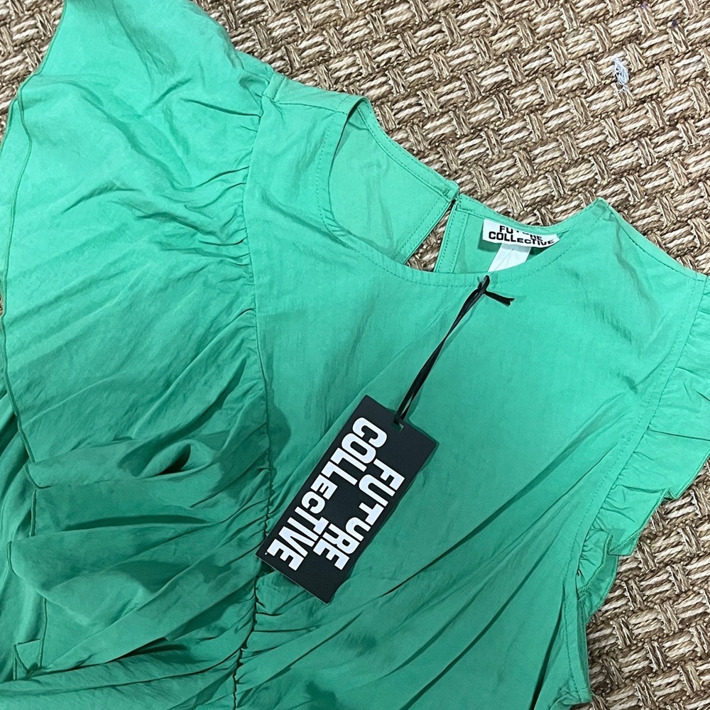 Chic Green Ruffle Maxi Dress - Picture 2 of 8